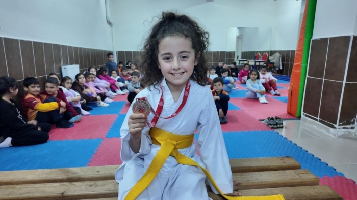Sporcu fabrikası Kocaeli’de yeni yıldızlar yetişiyor;  Büyükşehir keşfetti, ilk maçında şampiyon oldu